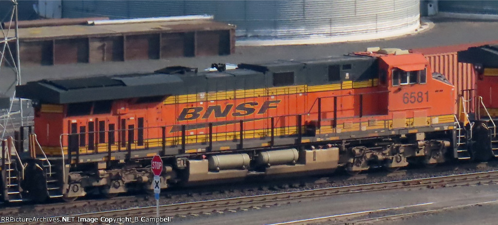 BNSF 6581